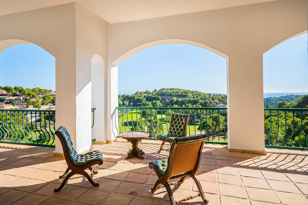 Terraza y vistas Casa Club - Altea Club de Golf